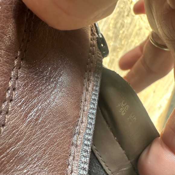 Naturalizer lace up boots! - Picture 6 of 6